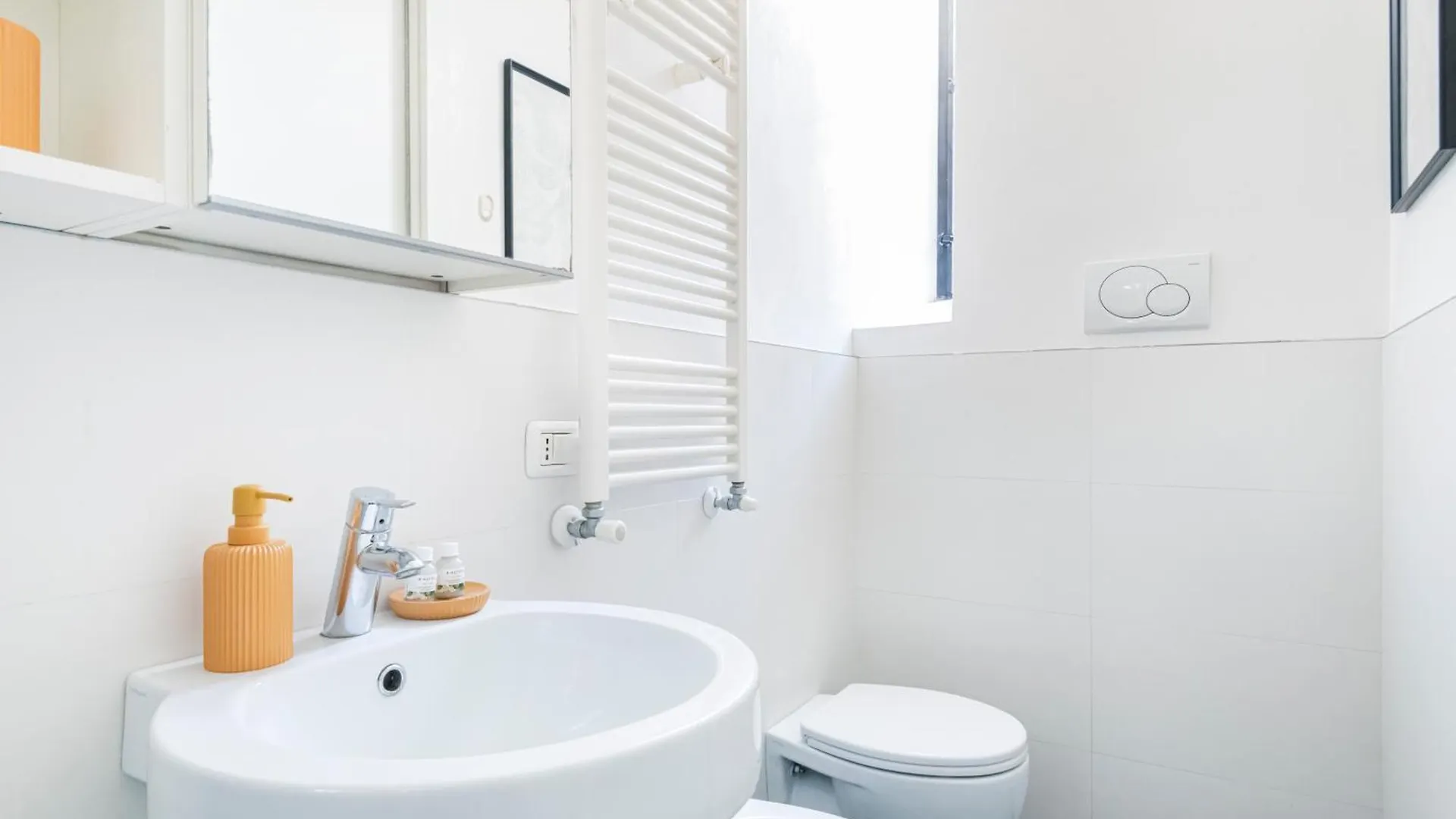 Easylife - Splendido Bilocale In Porta Romana Milan 0*,